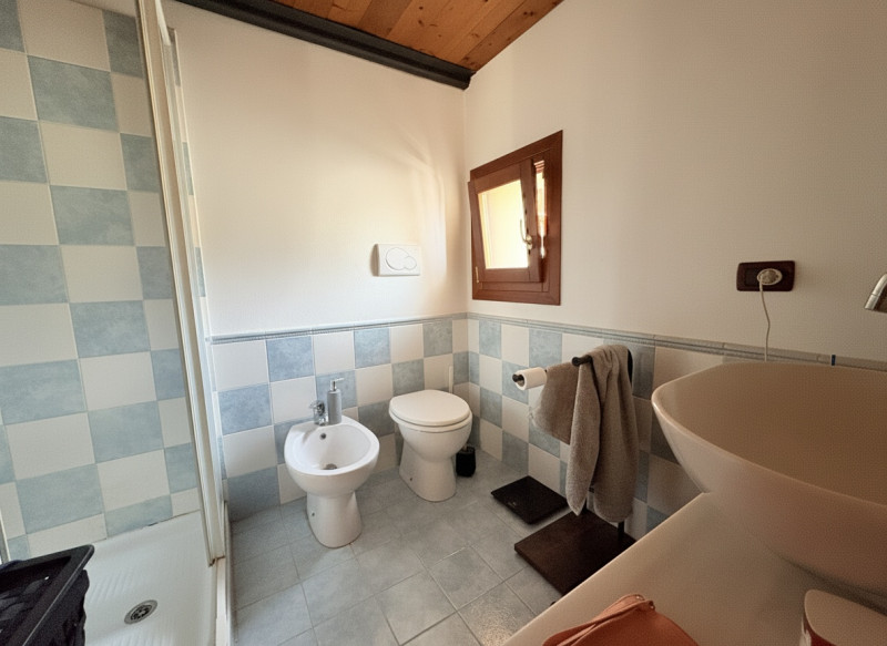 All’interno di una caratteristica corte antica completamente ristrutturata, proponiamo affascinan...