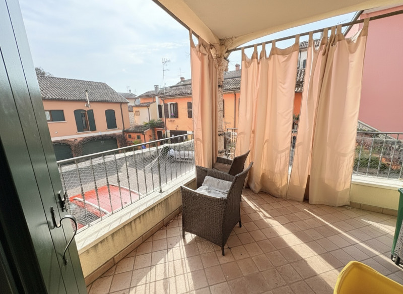 All’interno di una caratteristica corte antica completamente ristrutturata, proponiamo affascinan...