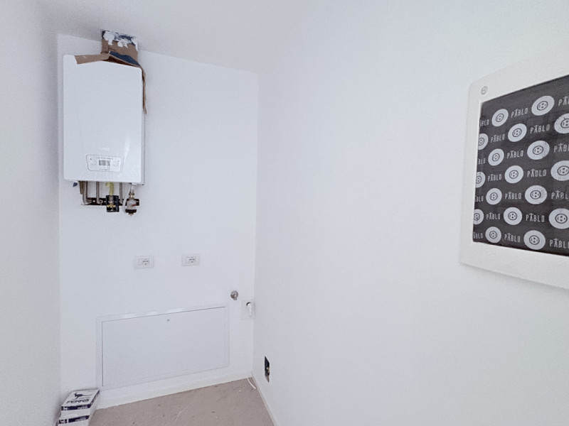 Al secondo e ultimo piano di una piccola palazzina, proponiamo luminoso appartamento bilocale app...