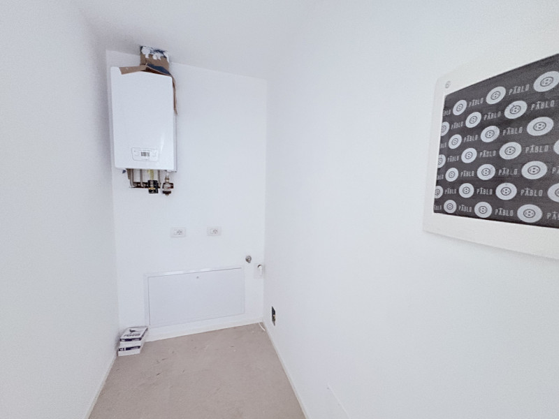 Al secondo e ultimo piano di una piccola palazzina, proponiamo luminoso appartamento bilocale app...