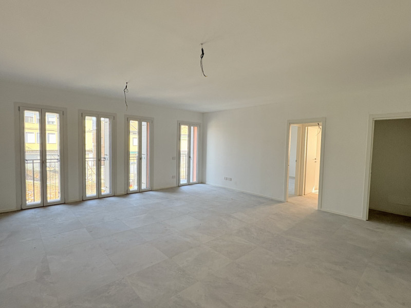 Battaglia terme: in posizione comoda a tutti i servizi quotidiani, proponiamo in vendita trilocal...