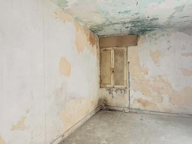 A Battaglia Terme, in posizione comoda ai principali servizi del paese e alla viabilità principal...