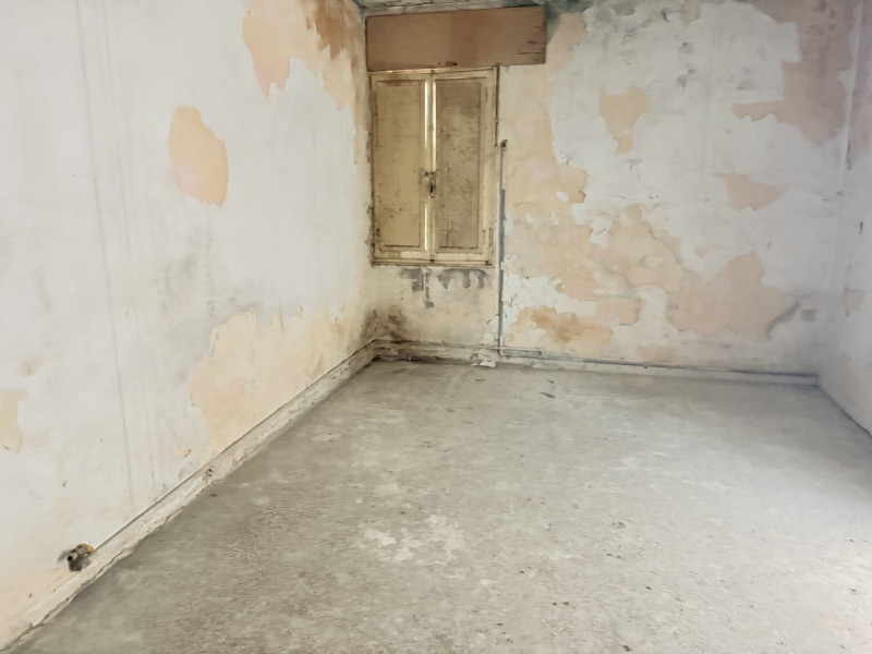 A Battaglia Terme, in posizione comoda ai principali servizi del paese e alla viabilità principal...