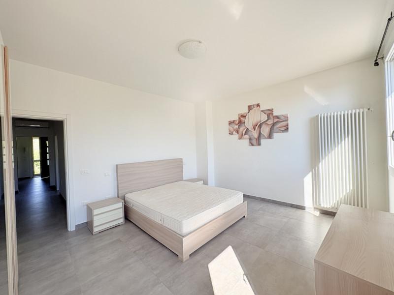 Situato nella tranquilla località di Luvigliano, Torreglia, questo appartamento offre un'oasi di ...