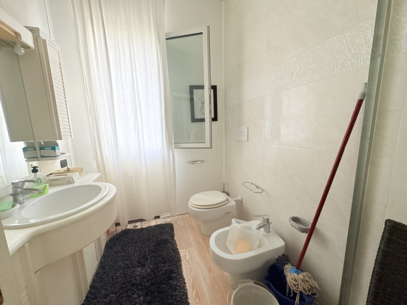 Nel suggestivo contesto dei Colli Euganei, in zona Torreglia, proponiamo in vendita una casa sing...