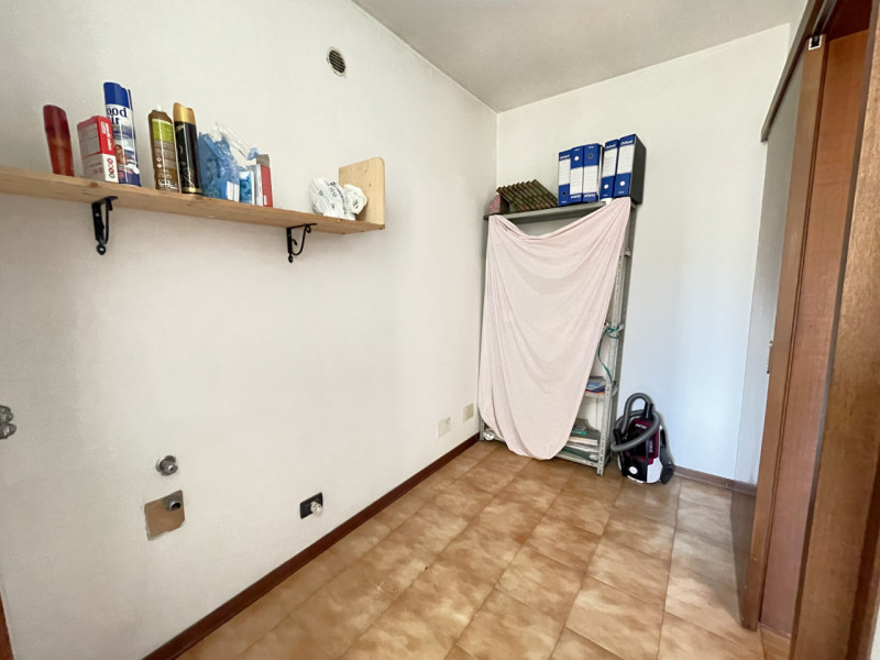 Nel cuore di Torreglia, alle porte dei Colli Euganei, proponiamo in vendita una porzione di casa ...