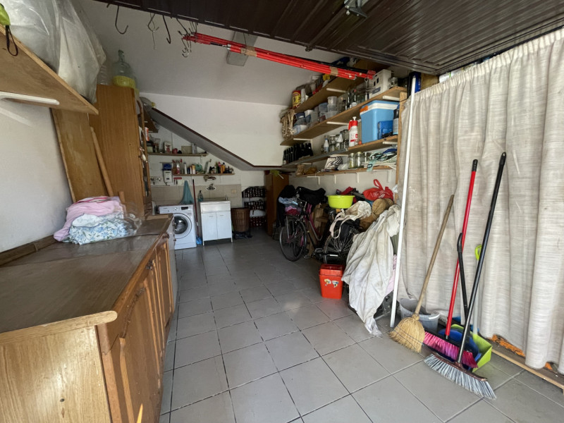 Nel cuore di Torreglia, alle porte dei Colli Euganei, proponiamo in vendita una porzione di casa ...