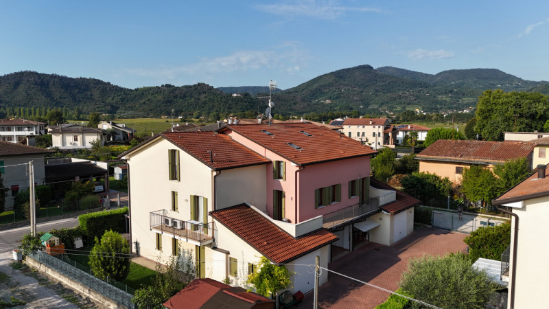 In un contesto tranquillo e riservato, immerso nel verde dei Colli Euganei ma a pochi minuti dall...
