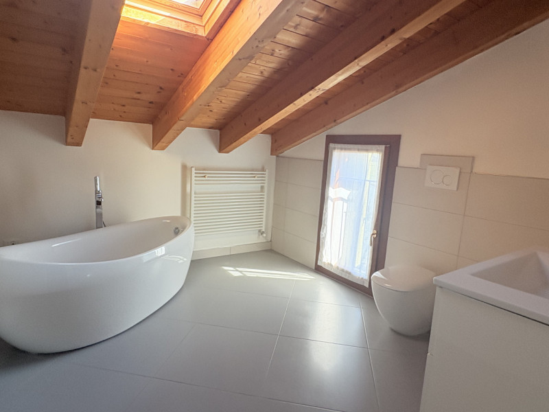 In un contesto tranquillo e riservato, immerso nel verde dei Colli Euganei ma a pochi minuti dall...