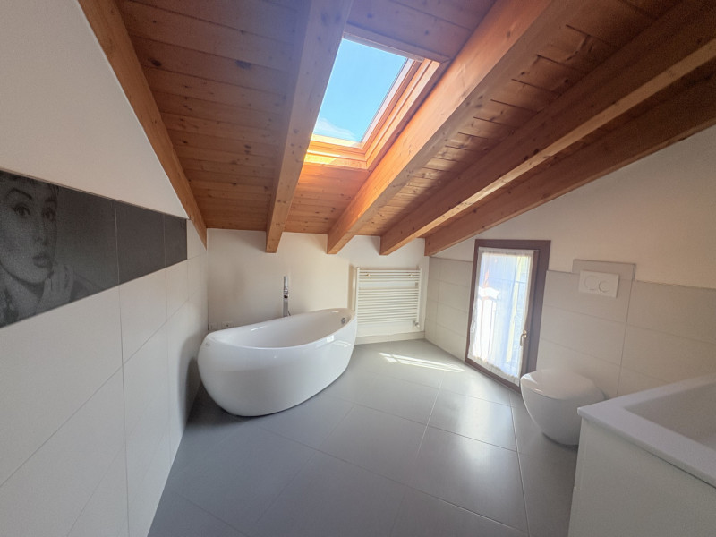 In un contesto tranquillo e riservato, immerso nel verde dei Colli Euganei ma a pochi minuti dall...