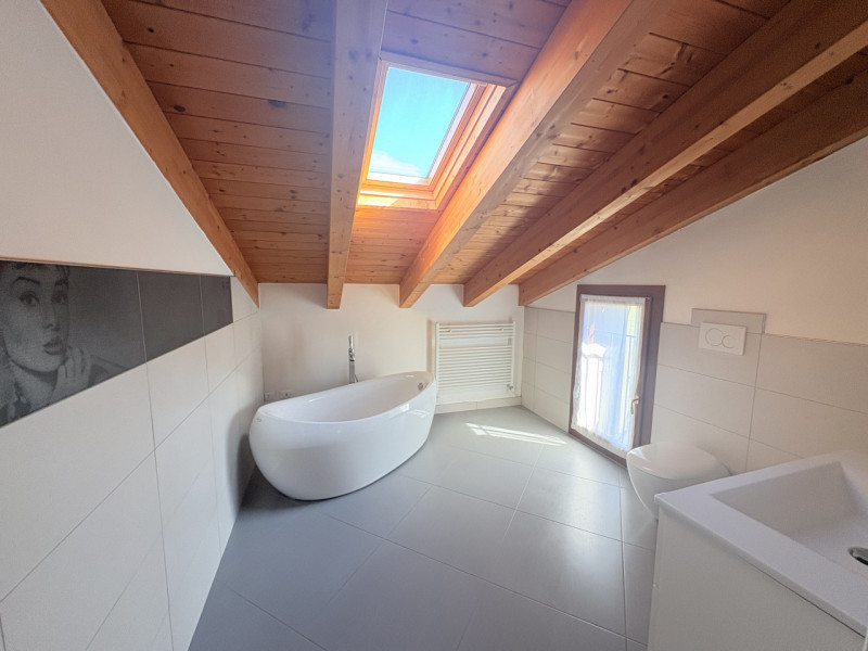 In un contesto tranquillo e riservato, immerso nel verde dei Colli Euganei ma a pochi minuti dall...