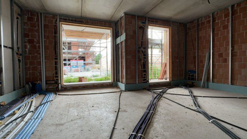 Proponiamo in Vendita appartamento, con ingresso indipendente,  a 2 Camere da letto, al piano Ter...