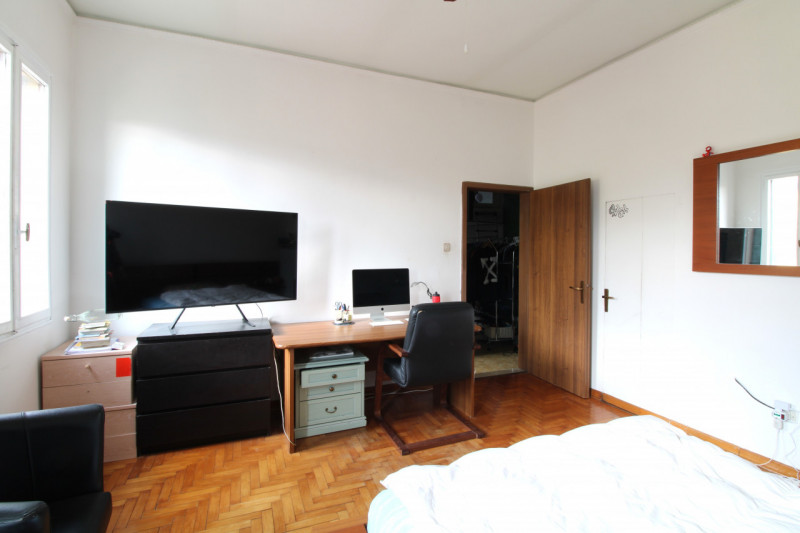 ALBIGNASEGO: In centro al paese, porzione di bifamiliare sviluppata su due livelli con giardino e...