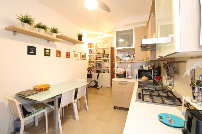 SANT'AGOSTINO: situato nel cuore del quartiere in zona residenziale e a pochi passi da tutti i pr...