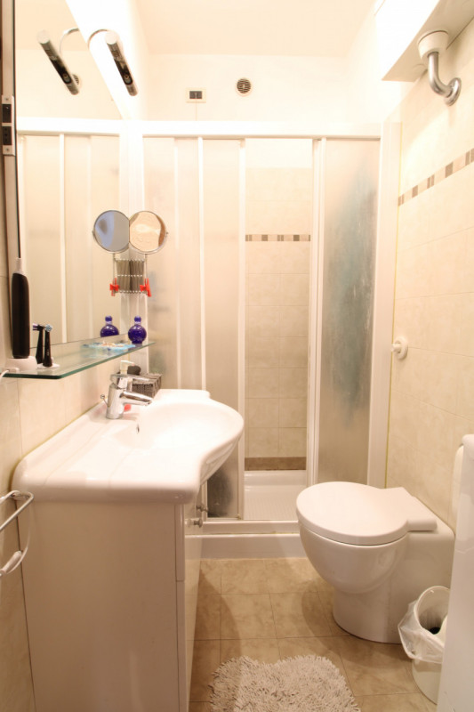 SANT'AGOSTINO: situato nel cuore del quartiere in zona residenziale e a pochi passi da tutti i pr...