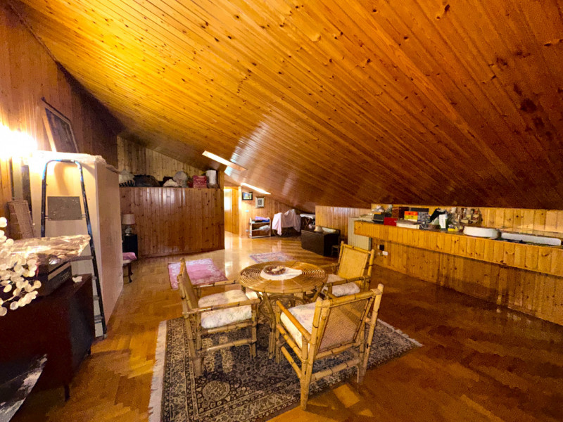 SANT'AGOSTINO: situata nel cuore del quartiere a pochi passi da tutte le principali vie di comuni...