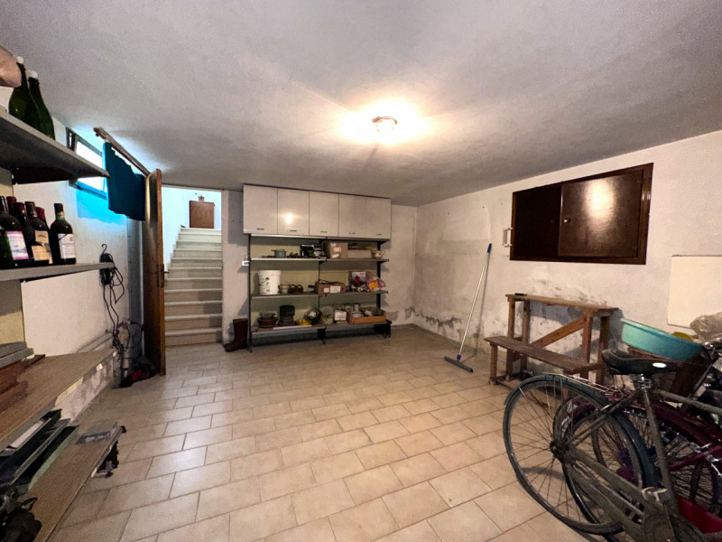 SANT'AGOSTINO: situata nel cuore del quartiere a pochi passi da tutte le principali vie di comuni...