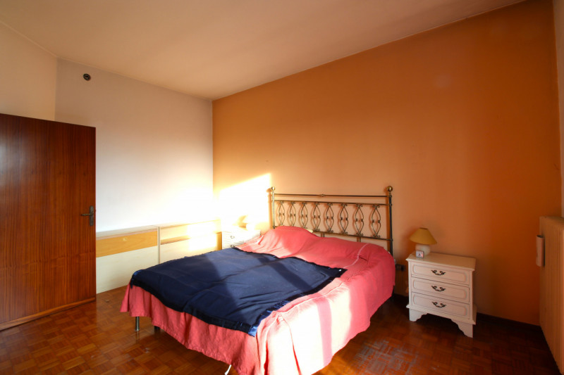 ALBIGNASEGO: a circa un paio di chilometri dal centro di Albignasego, porzione di bifamiliare deg...