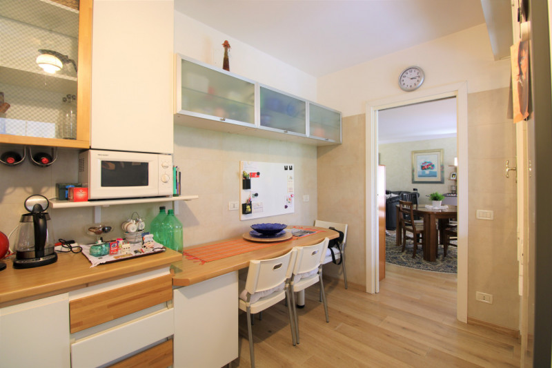 SANT'AGOSTINO: situato in zona residenziale nel cuore del quartiere, appartamento al piano terra ...