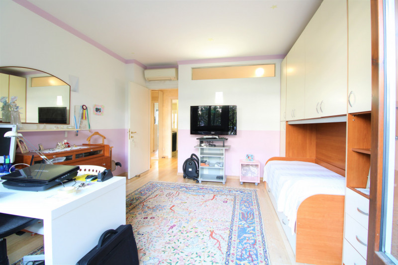 SANT'AGOSTINO: situato in zona residenziale nel cuore del quartiere, appartamento al piano terra ...