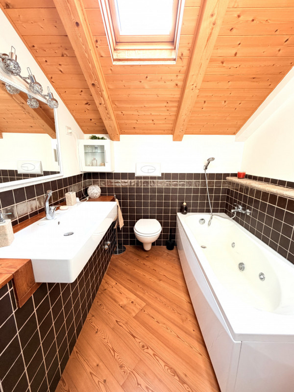 SAN GIACOMO: situato in quartiere residenziale a pochi passi da parchi e da tutti i principali se...