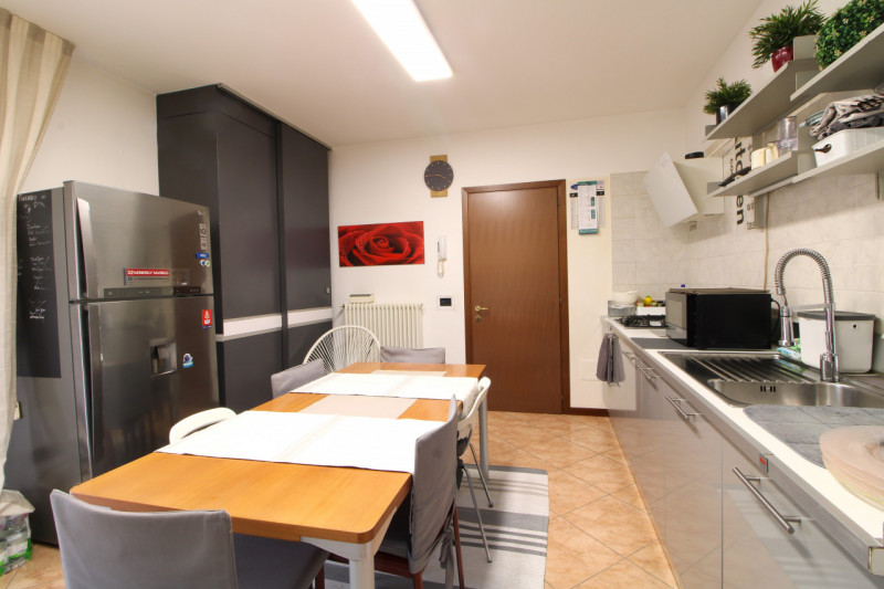 MONSELICE: scopri questo incantevole appartamento duplex situato nella tranquilla e ricercata zon...