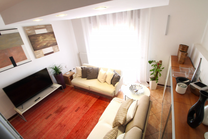 MONSELICE: scopri questo incantevole appartamento duplex situato nella tranquilla e ricercata zon...