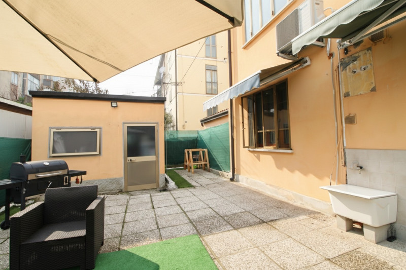 MONSELICE: proponiamo in vendita un appartamento trilocale di 86 mq situato al piano terra nel cu...