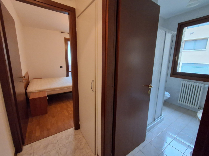 MONSELICE: in contesto tranquillo e comodo al centro del paese, appartamento al primo piano arred...