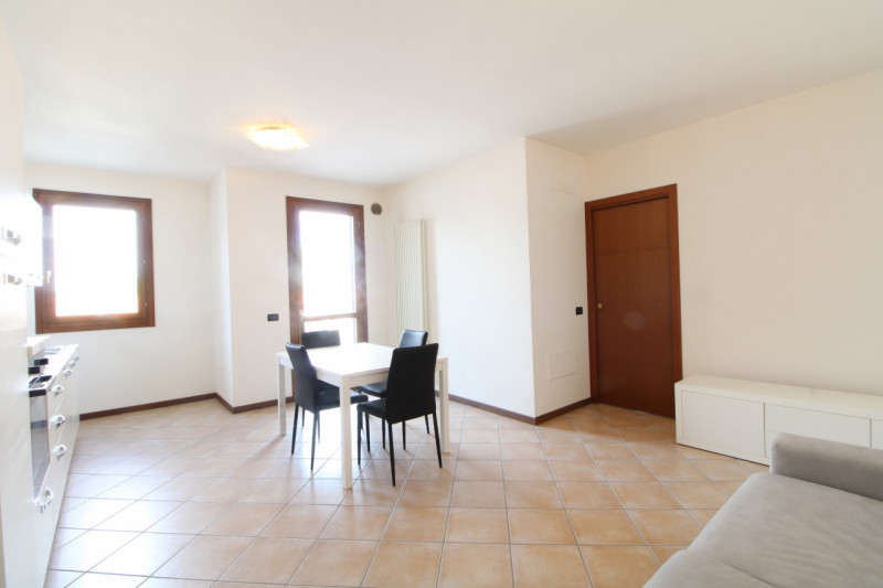 Pernumia Vendita Appartamento trilocale