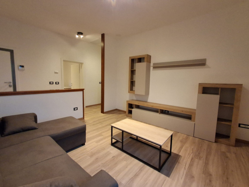 Este: situato in una delle zone più ricercate ed esclusive del comune di Este, questa proprietà o...