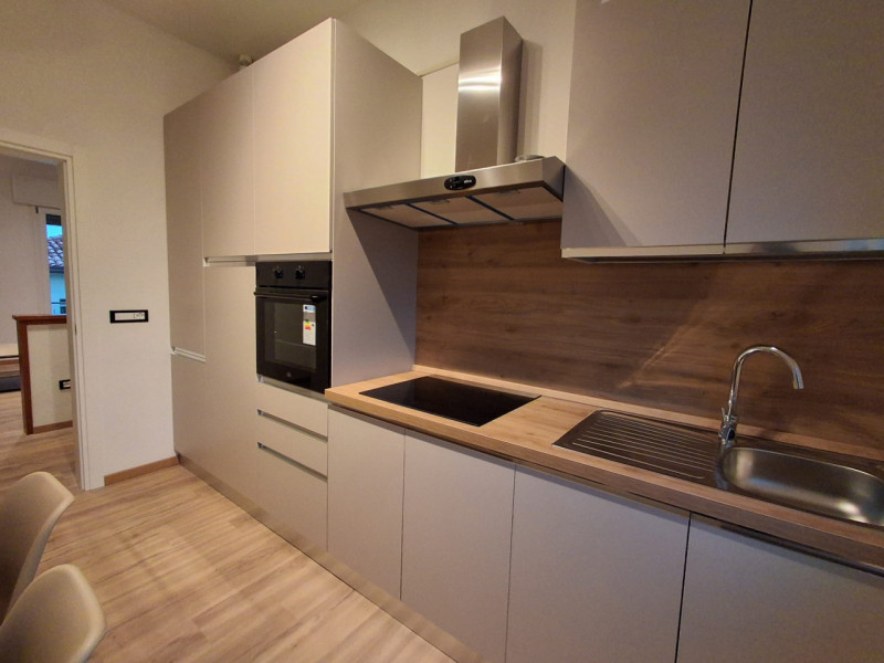 Este: situato in una delle zone più ricercate ed esclusive del comune di Este, questa proprietà o...