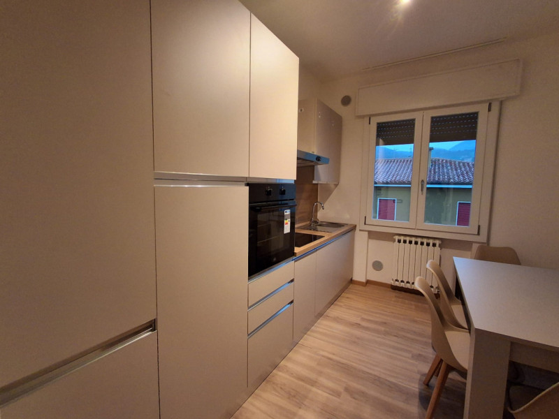 Este: situato in una delle zone più ricercate ed esclusive del comune di Este, questa proprietà o...