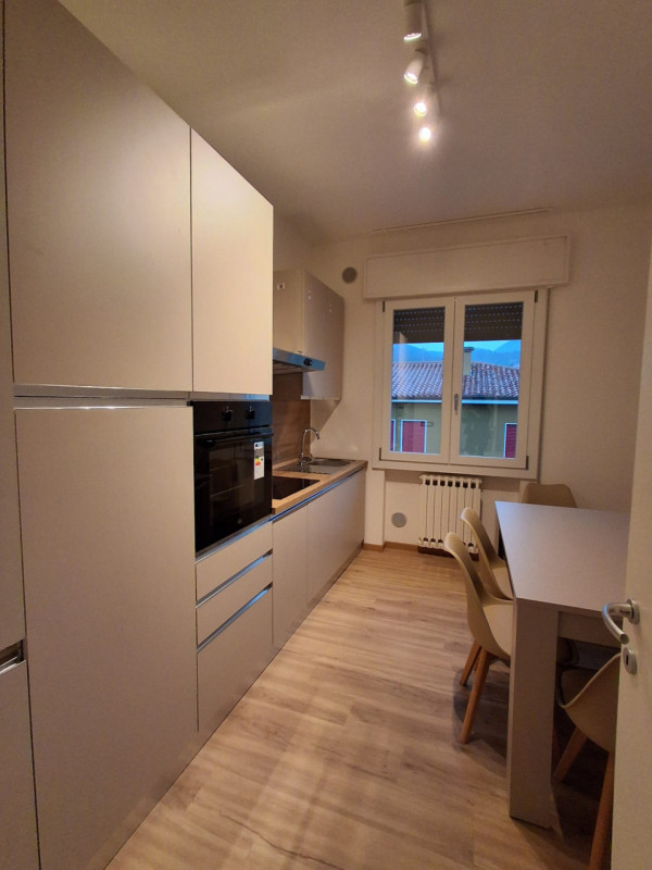 Este: situato in una delle zone più ricercate ed esclusive del comune di Este, questa proprietà o...