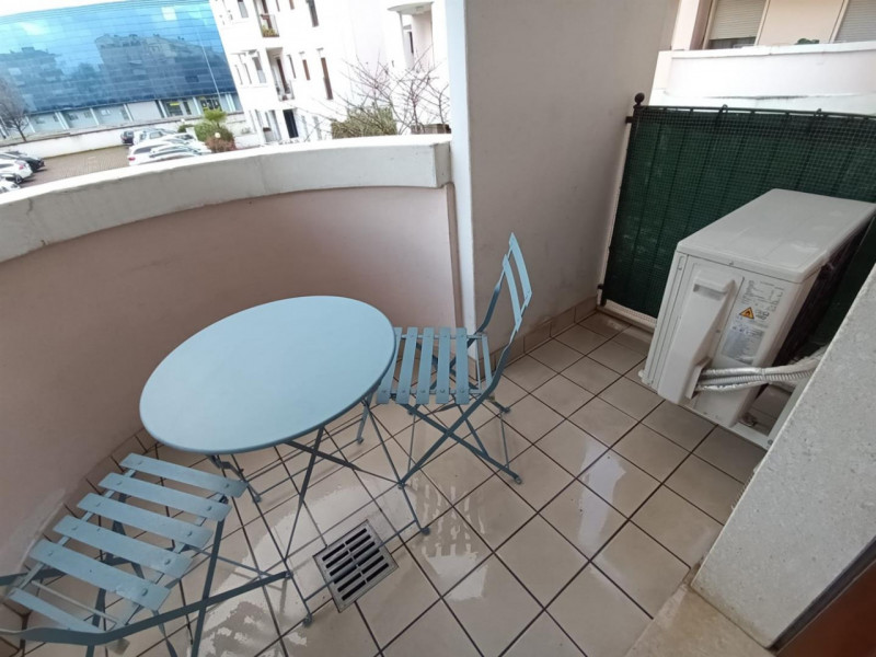 VICENZA OVEST - ZONA INTERNA: MINI APPARTAMENTO COMPLETAMENTE ARREDATO CON TERRAZZA E POSTO AUTO ...