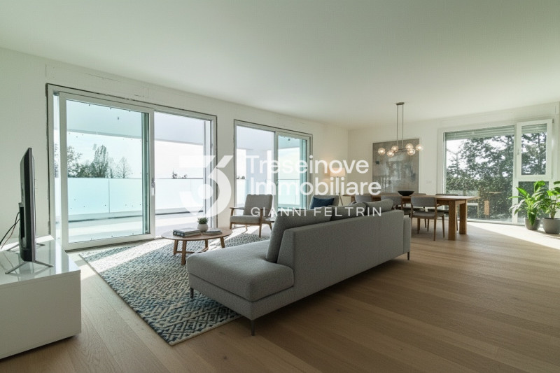 (Per INFO Feltrin ing. Gianni 3288349492) Proponiamo in vendita elegante attico di nuova costruzi...