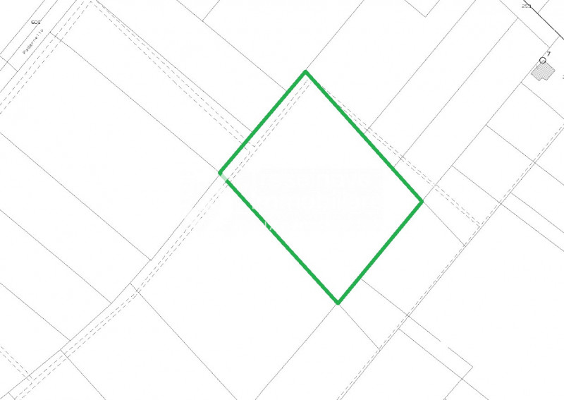 (Per INFO Feltrin ing. Gianni 3288349492) Proponiamo in vendita ampio terreno agricolo di 9581 mq...