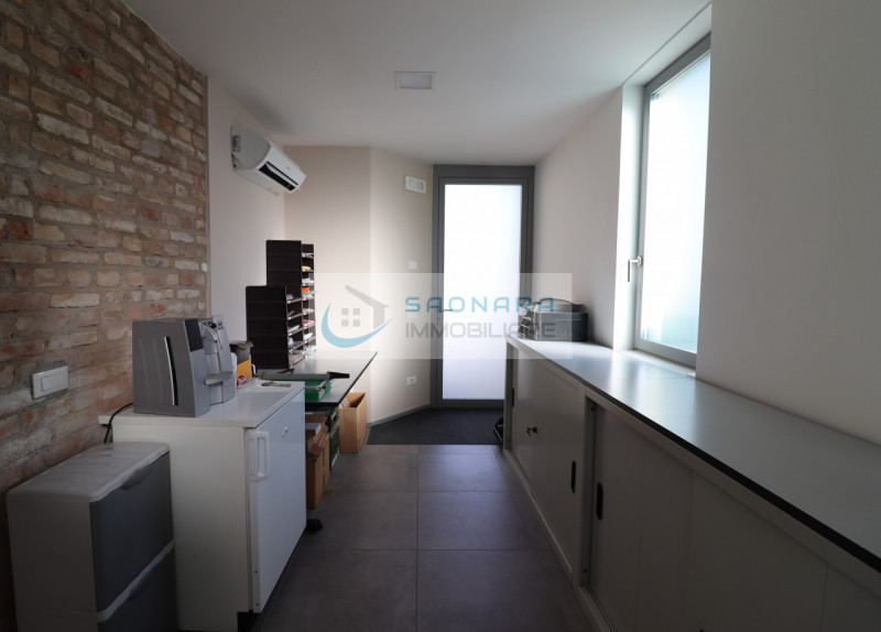 --- annuncio pubblicato con GESTIONALEIMMOBILIARE.it