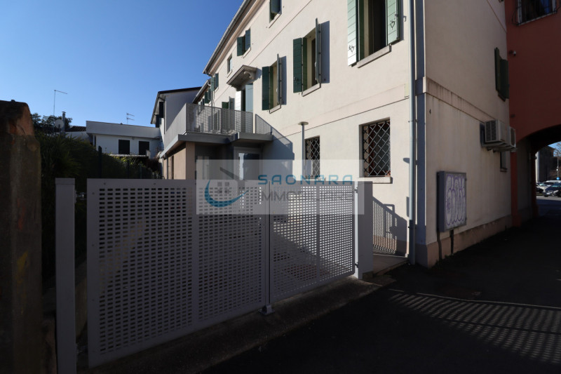 --- annuncio pubblicato con GESTIONALEIMMOBILIARE.it