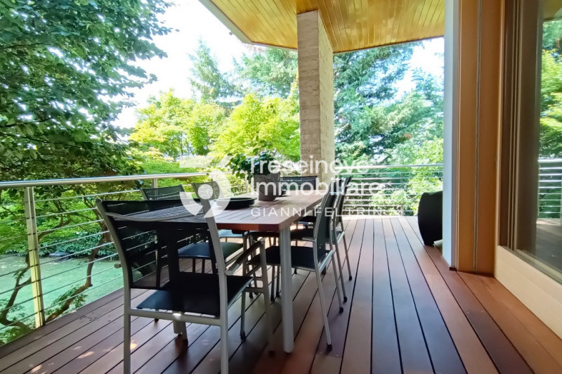 (Per INFO Feltrin ing. Gianni 3288349492) Proponiamo in vendita meravigliosa villa di design cont...