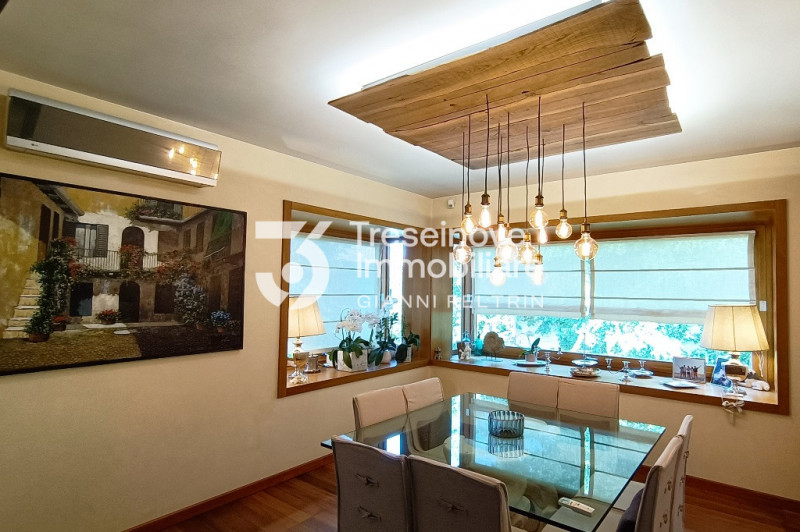 (Per INFO Feltrin ing. Gianni 3288349492) Proponiamo in vendita meravigliosa villa di design cont...