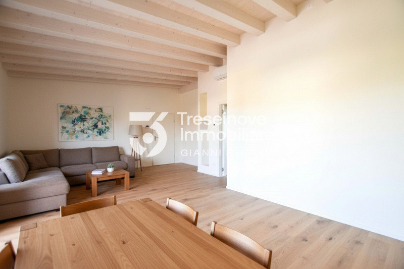 (Per INFO Feltrin ing. Gianni 3288349492) Proponiamo in vendita appartamenti al primo piano in fa...