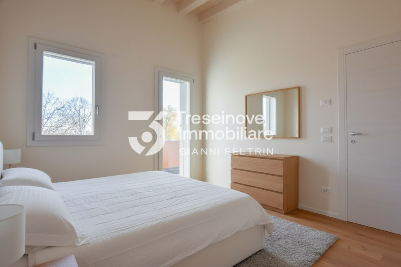 (Per INFO Feltrin ing. Gianni 3288349492) Proponiamo in vendita appartamenti al primo piano in fa...