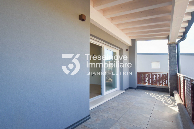 (Per INFO Feltrin ing. Gianni 3288349492) Proponiamo in vendita appartamenti al primo piano in fa...