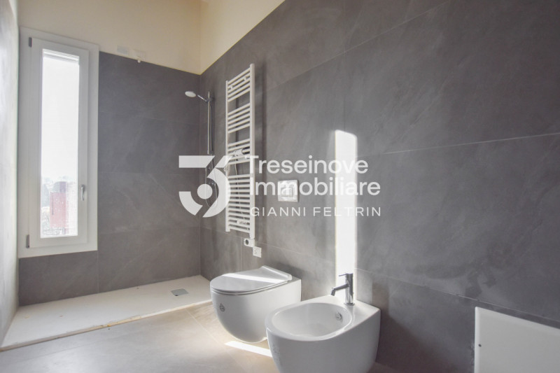 (Per INFO Feltrin ing. Gianni 3288349492) Proponiamo in vendita appartamenti al primo piano in fa...