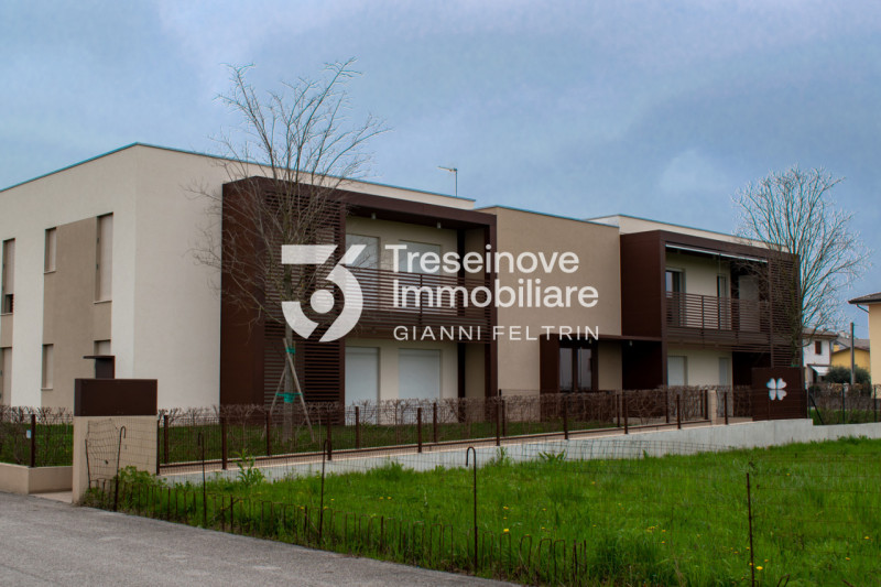 (Per INFO Simone 3427586513) Si propone in vendita luminoso appartamento in bioedilizia situato n...