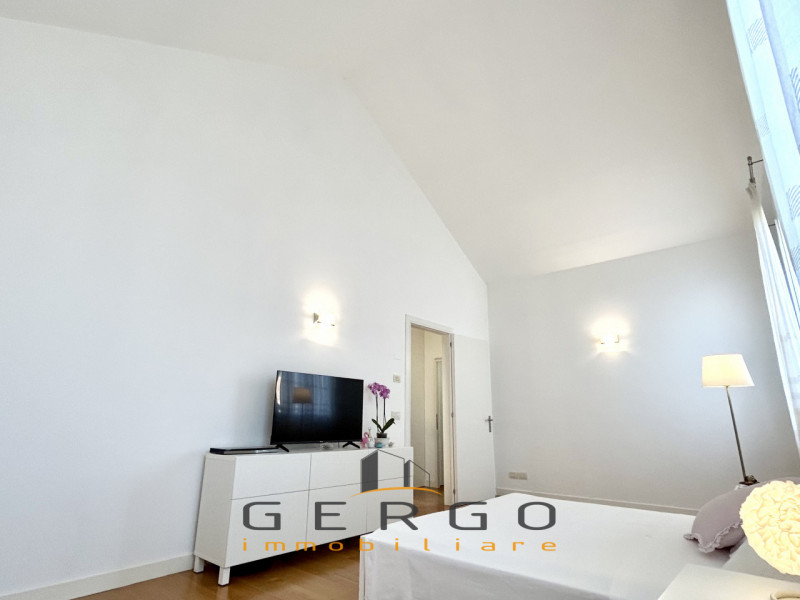 (Per INFO 3316190143) A Trebaseleghe, in zona centrale, proponiamo in vendita una casa singola di...