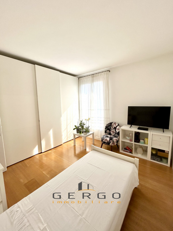 (Per INFO 3316190143) A Trebaseleghe, in zona centrale, proponiamo in vendita una casa singola di...