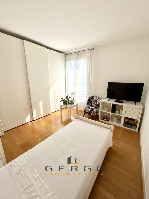 (Per INFO 3316190143) A Trebaseleghe, in zona centrale, proponiamo in vendita una casa singola di...