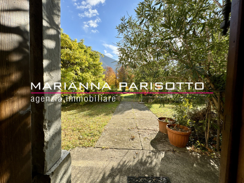 Ns. esclusiva: Scopri questa straordinaria VILLA DI CORTE PADRONALE edificata negli anni '30, sit...